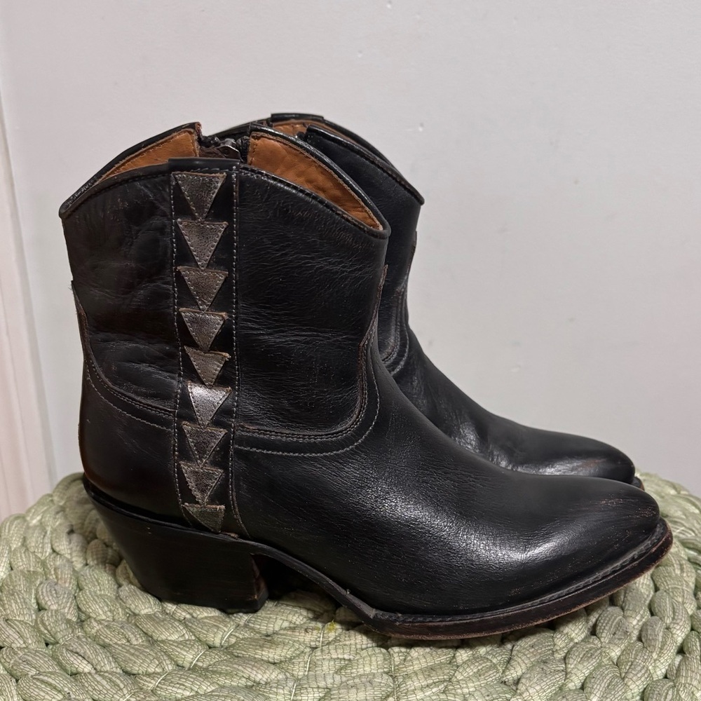 Lucchese Black Distressed Leather Silver Triangle Western Boho Ankle Booties